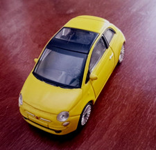 Modellino FIAT NUOVA 500 Con Tettino Gialla MONDO MOTORS Scala 1.43  NO BOX