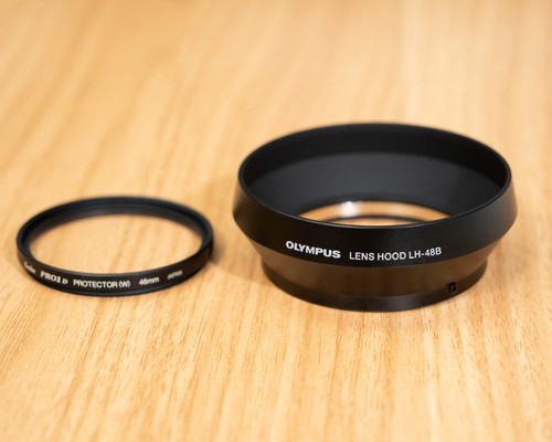 Genuine olympus lens - genuine, hood