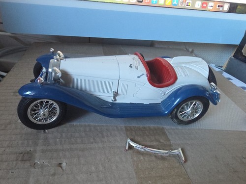 Alfa romeo burago 2300 - burago,