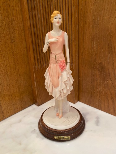 Figurine lady in - a.d.l., –