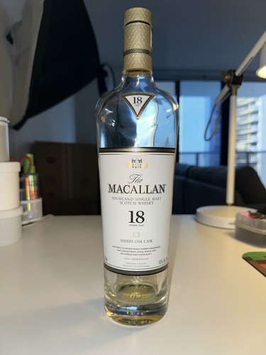 The macallan sherry oak - the,
