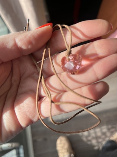Collana con ciondolo - , corda