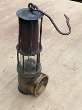 Lampada Meteo Benzina, Dominit