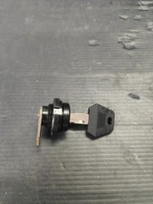 SERRATURA SELLA PASSEGGERO PER CAGIVA MITO 125 EV