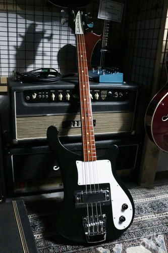 Rickenbacker 4000 jetglo 1973 - rickenbacker,