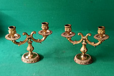 BELLA COPPIA DI CANDELABRI CANDELABRO 2 FUOCHI OTTONE LAVORATO VINTAGE. CU99