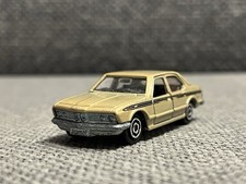 Raro modellino auto colore