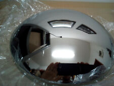 Borchia liscia cromata modello