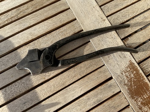 Pinza pinza piegatrice