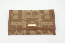 Burberrys Vintage Bifold Lungo