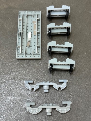 Lego santa grigio - fe, treno