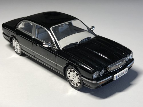 Pollici 2006 daimler super - pollici,