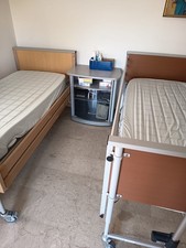 Letto Elettrico da Degenza per Anziani con Motore Combinato