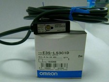 1PZ PLC E3S-LS3C1D 5-24VDC