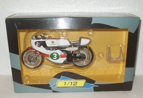 Phil read yamaha rd05 - phil,