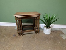 Tavolino vintage intarsiato in