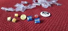 LEICA NIKON ZEISS PINS