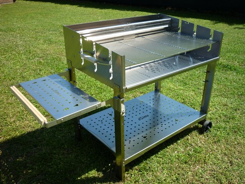 Barbecue legna carbonella - barbecue, a