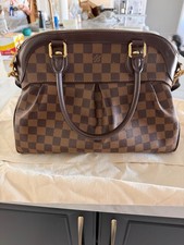 Louis Vuitton Trevi Shoulder