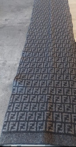 Sciarpa originale fendi nera - sciarpa,
