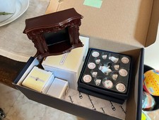 Bambole Oggetti Casa