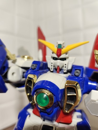 Bandai gundam wing ala - gundam,
