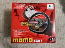 Logitech Professional Design MOMO Force Feedback Volante + Pedali per PC
