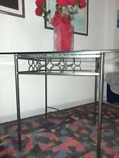 Tavolo quadrato artigianale in ferro battuto con sedie e tavolino salotto. 