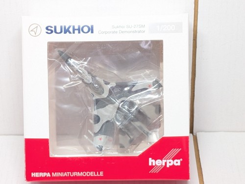200 herpa sukhoi - 1/200,