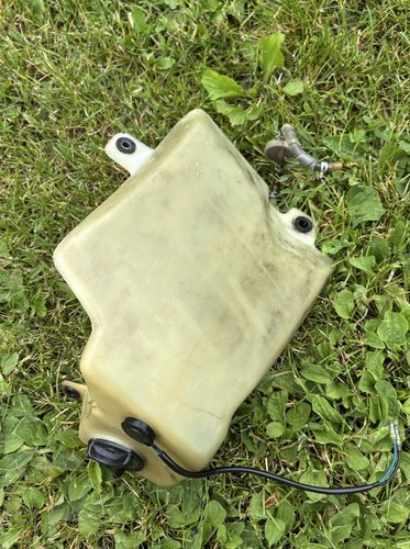 Suzuki dt65 oil tank and - dt65,