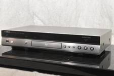 Yamaha BD-A1060 Blu-ray SACD CD 4K HDMI Streamer Wi-Fi Xlr Output