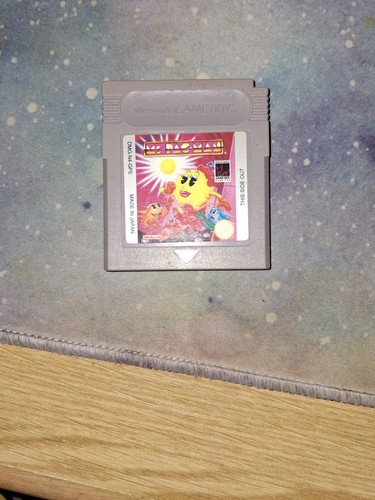 Nintendo game boy - boy, pac-man