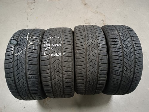 Gomme 235 96v pirelli - 40,