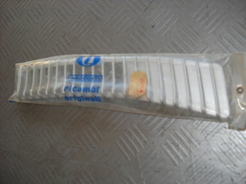 Griglia presa aria - aria, anteriore