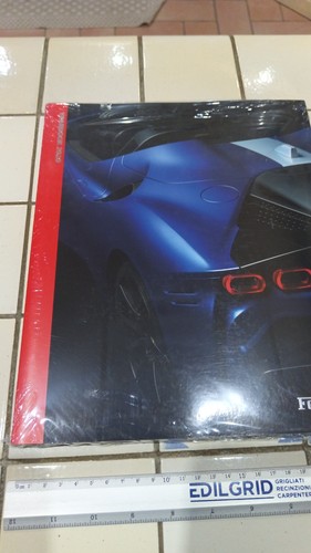 Ferrari yearbook 2020 annuario - yearbook,