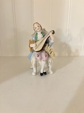 Statuina rococò porcellana