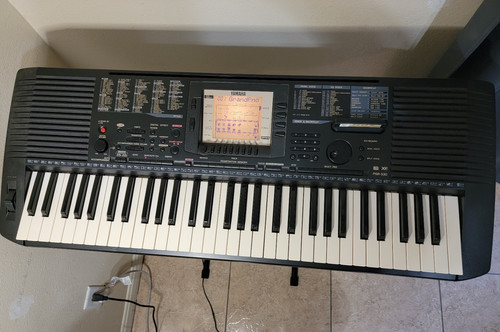 Yamaha electronic keyboard - yamaha,