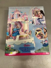 Castello Barbie Con Tavolino E