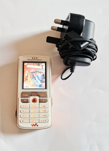 Sony ericsson w800i - ericsson, 1°