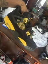 jordan 4 thunder 2023 uomo 12