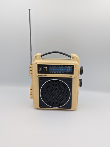 Radio portatile vintage - am/fm,