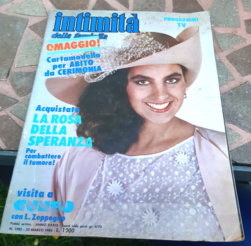 Intimita della famiglia - della,