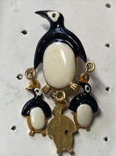 Penguin babies charm dangle