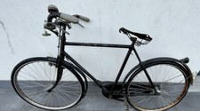 bicicletta D’epoca A Bacchetta Da Restaurare
