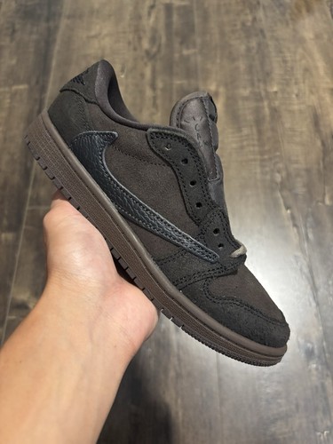 Jordan low travis scott - travis,