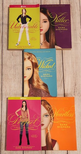 Pretty little liars book - liars,