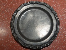 Antico piatto in peltro