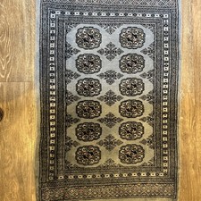 Tappeto originale annodato a