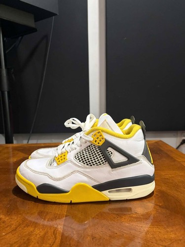 Air jordan retro vivid - jordan,