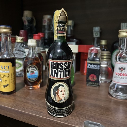 Mignon miniature rosso - , antico